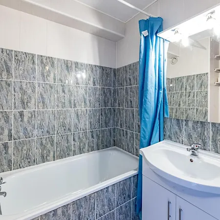 Moderne 25m² Pour 4 Pers, Au Pied Des Pistes - Fr-1-807-39 * Saint-François-Longchamp